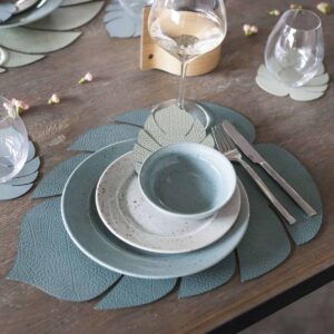 Table Cloth, Napkins & Placemats